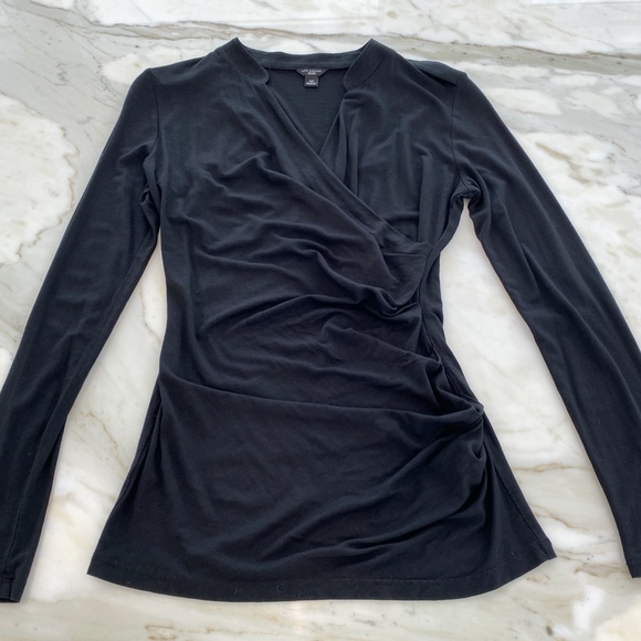 ANN TAYLOR BLACK FAUX WRAP TOP SIZE SMALL PETITE NWOTS! - Picture 9 of 16